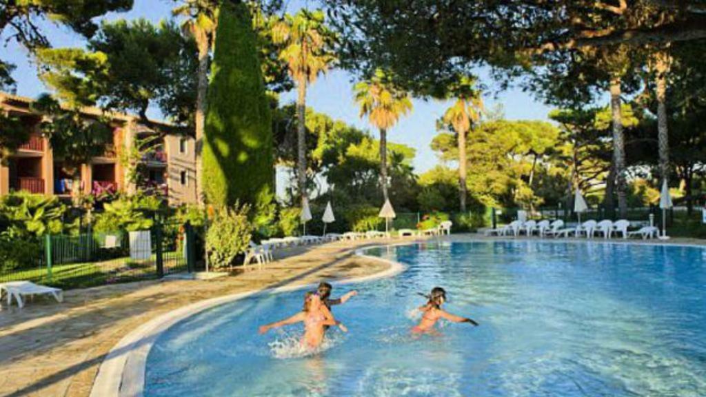 Entre mer et piscine Hyères Extérieur photo